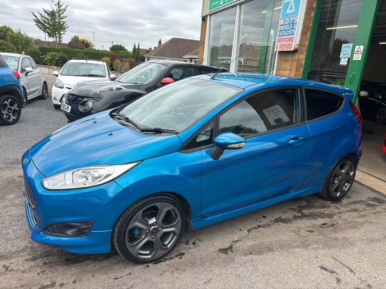 2013 Ford Fiesta 1.6 TDCi Zetec S 3dr HATCHBACK Diesel Manual
