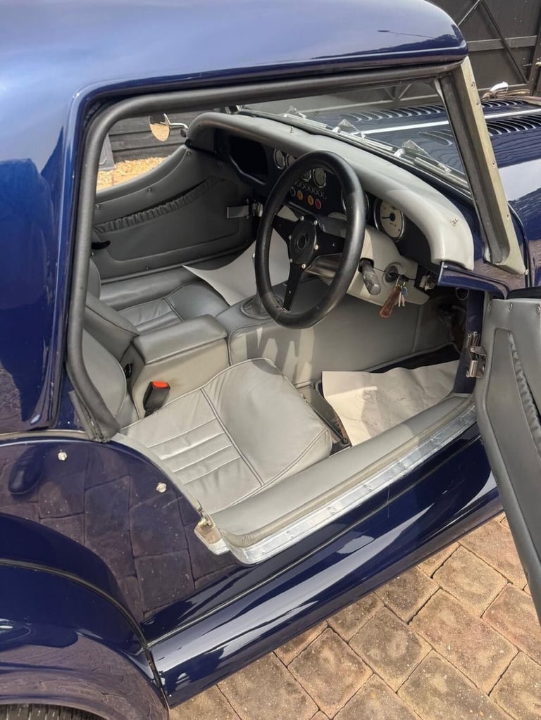 2005 Morgan Roadster 3.0 Convertible 2dr Petrol Manual (2 seat) (232 g/km, 226 bhp) Convertible P...