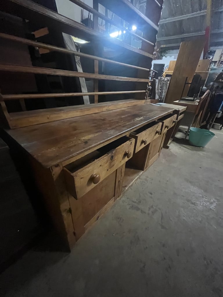 A LARGE GENUINE VICTORIAN DRESSER VERY ORIGINAL PIECE ,COMES WITH ONE KEY ,FREE LOCAL DELIVERY
