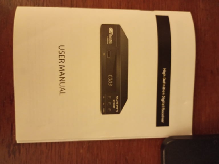TV Sony 32" digi box plus