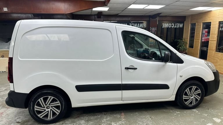 2016 Citroen Berlingo 1.6 HDi 625 Enterprise Panel Van 5dr Diesel Manual L1 (131 g/km, 75 bhp) PA...