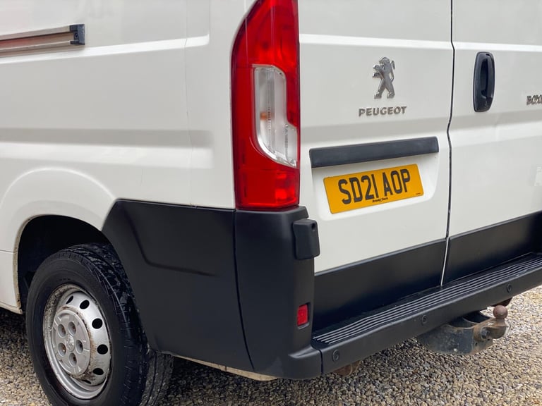 2021 Peugeot Boxer 2.2 BlueHDi 335 Professional L3 H2 Euro 6 (s/s) 5dr PANEL VAN Diesel Manual