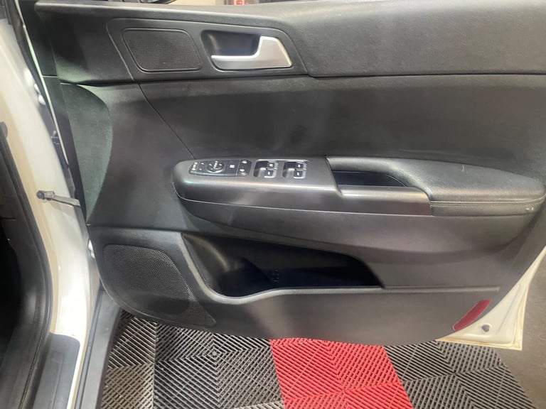 2018 Kia Sportage 1.6 GDi 2 Euro 6 (s/s) 5dr ESTATE Petrol Manual