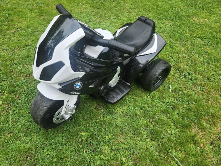 Kids electric motorbike - licensed BMW model - for 1.5 - 3 year olds