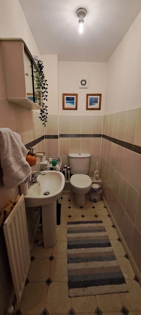 Room available to rent ~ Female only occupants