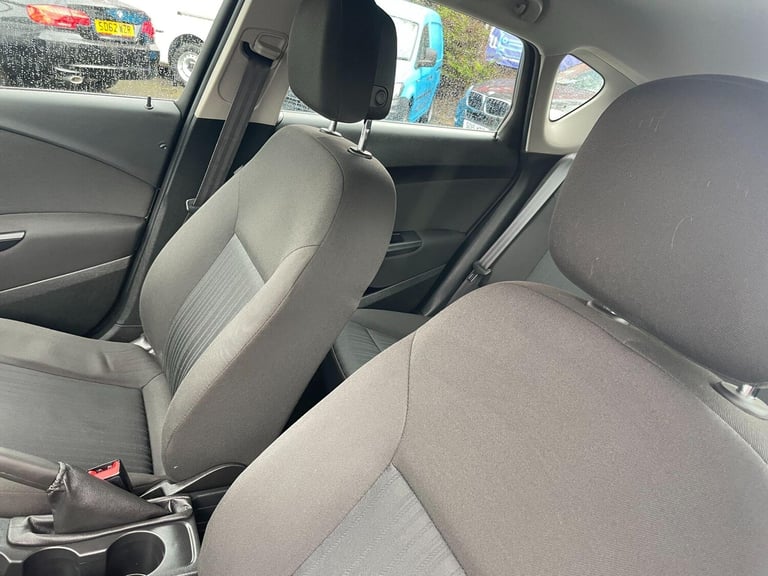 2014 Vauxhall Astra 1.3 CDTi ecoFLEX Exclusiv Hatchback 5dr Diesel Manual Euro 5 (s/s) (95 ps) HA...