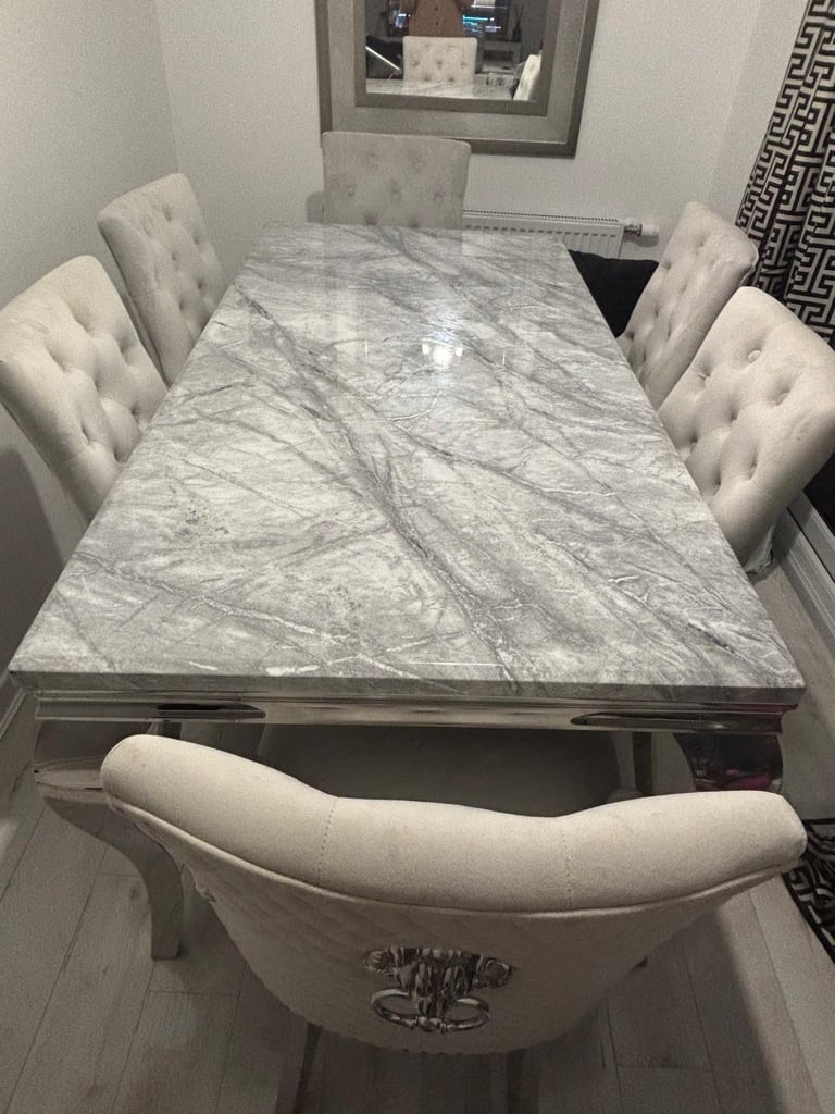 image for Stunning grey dinning set. 