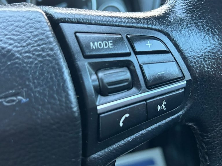 2011 60 BMW 5 SERIES 3.0 523I SE TOURING 5DR PETROL STEPTRONIC EURO 5 (204 PS)