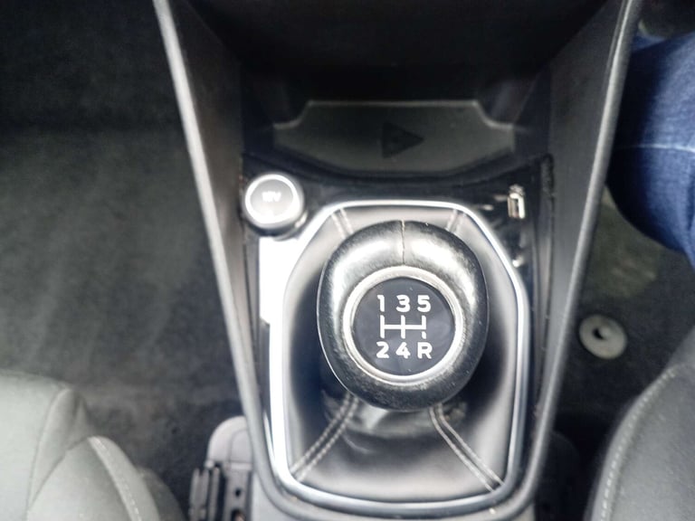 2017 Ford Fiesta 1.1 Zetec 3dr HATCHBACK PETROL Manual