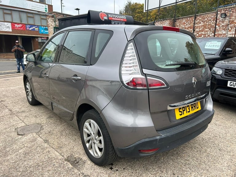2013 Renault Scenic 1.5 dCi Dynamique TomTom EDC Euro 5 5dr MPV Diesel Automatic