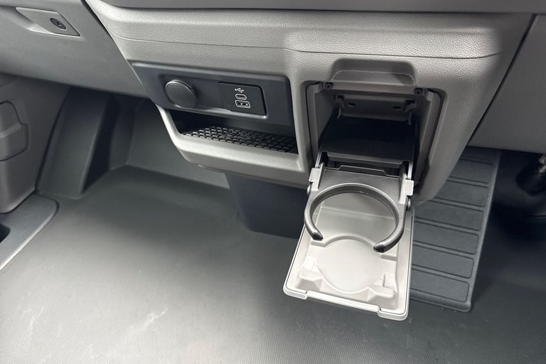 2025 Volkswagen Transporter 2.0 TDI 150 Commerce Pro Van Auto PANEL VAN DIESEL Automatic