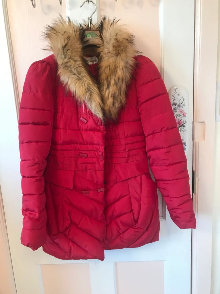 image for New - woman faux fur collar coat - red, UK size 8