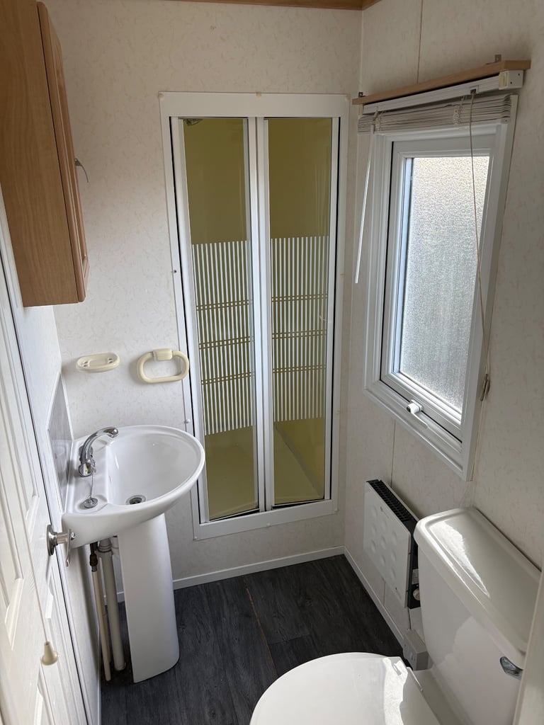 Static caravan for rent 2/3 beds available
