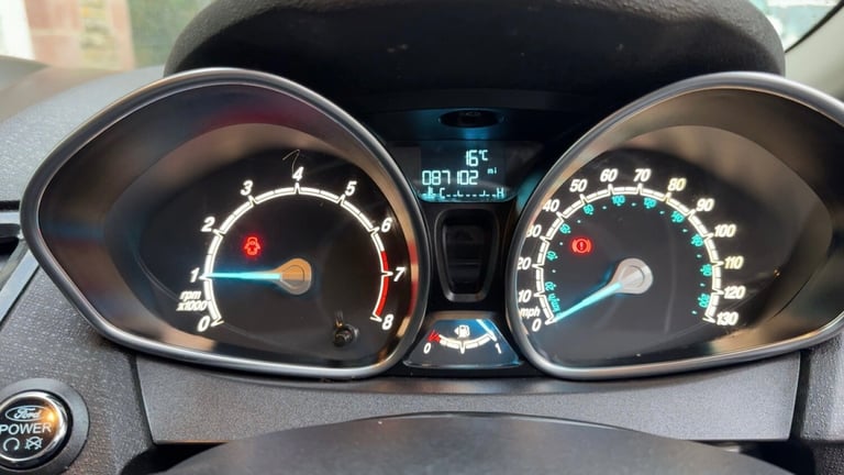 2015 Ford Fiesta 1.0 EcoBoost Titanium 5dr HATCHBACK Petrol Manual