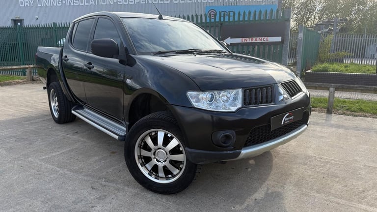 MITSUBISHI L200 2.5 DI-D 4Life 2013