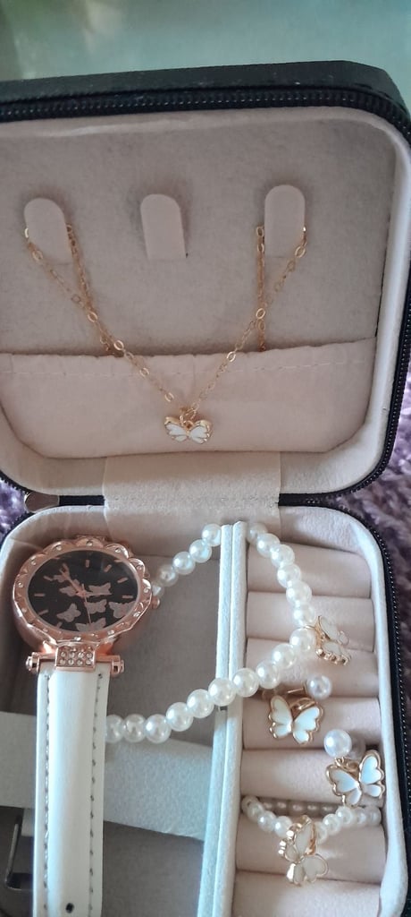 image for Watch set white (new)£10