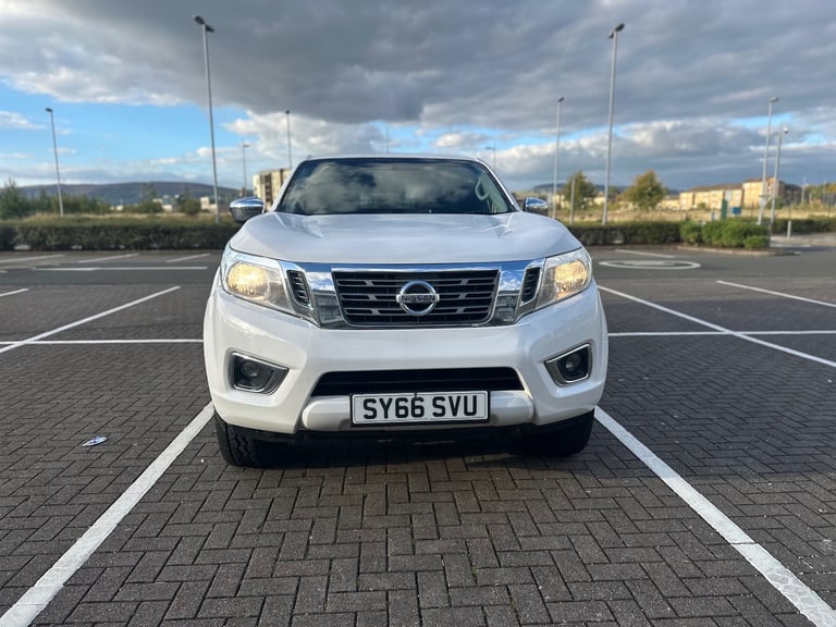 Nissan navara acenta king car 66reg drive great 
