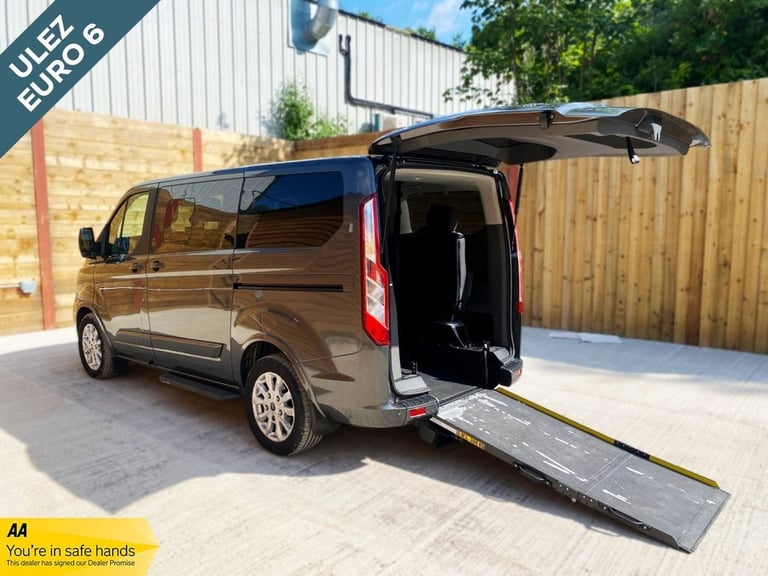 2019 Ford Tourneo Custom 2.0 TDCi EcoBlue 130ps L/R 9 Seater Titanium Auto MPV DIESEL Automatic
