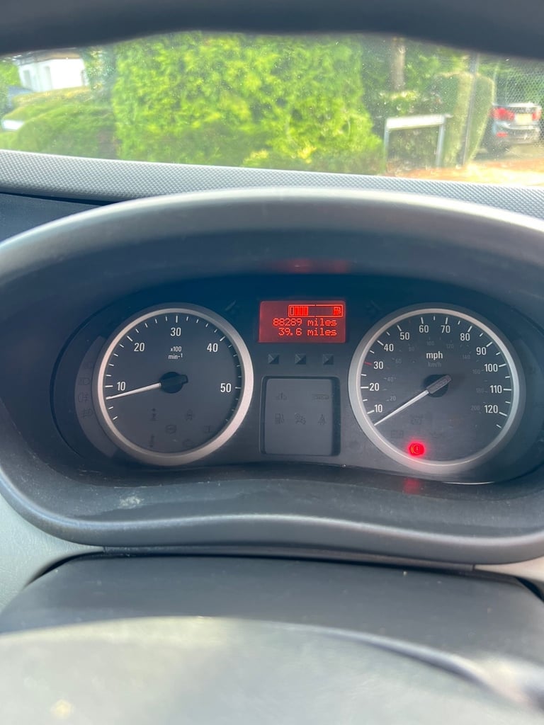 Vauxhall, VIVARO, Panel Van, 2011, Manual, 1995 (cc)