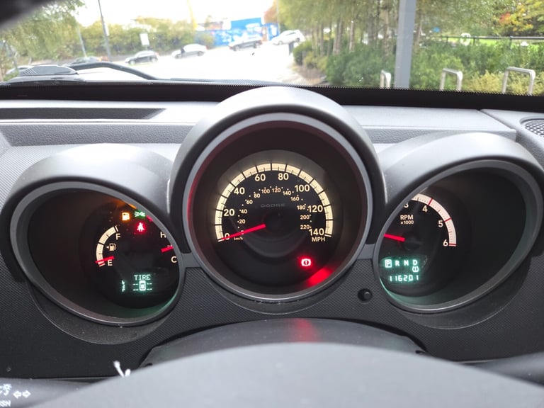 DODGE NITRO 2.8 CRD SXT 5DR AUTO AUTOMATIC 4X4 4WD FULL HISTORY *MAJORWORK DONE