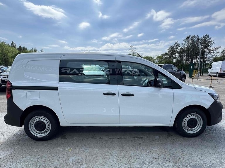  Renault Kangoo dci 95ps Advance 5 Seat Crew LWB with Sat Nav, Rev Cam, Air Con &amp; Delivery  C...