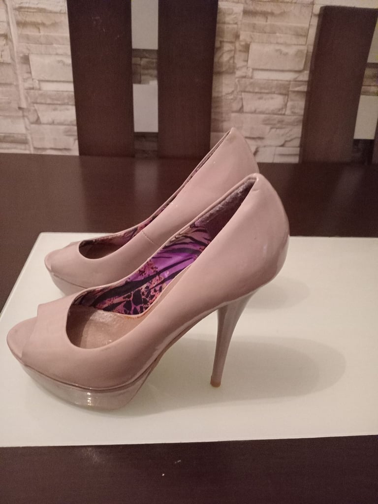 Nude heels