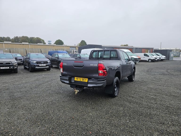 2022 ON 72 PLATE TOYOTA HILUX ACTIVE D-4D 4WD 150BHP 2400CC KING CAB PICKUP ULEZ