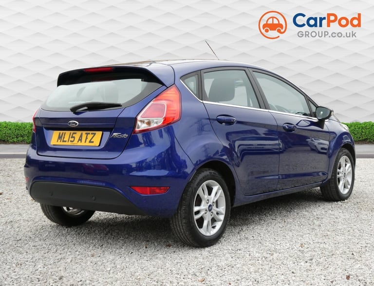 1.25 82 Zetec 5dr *YES GEN 37K!! +9 SERVICES +BT +PARK SENSORS +AUX*