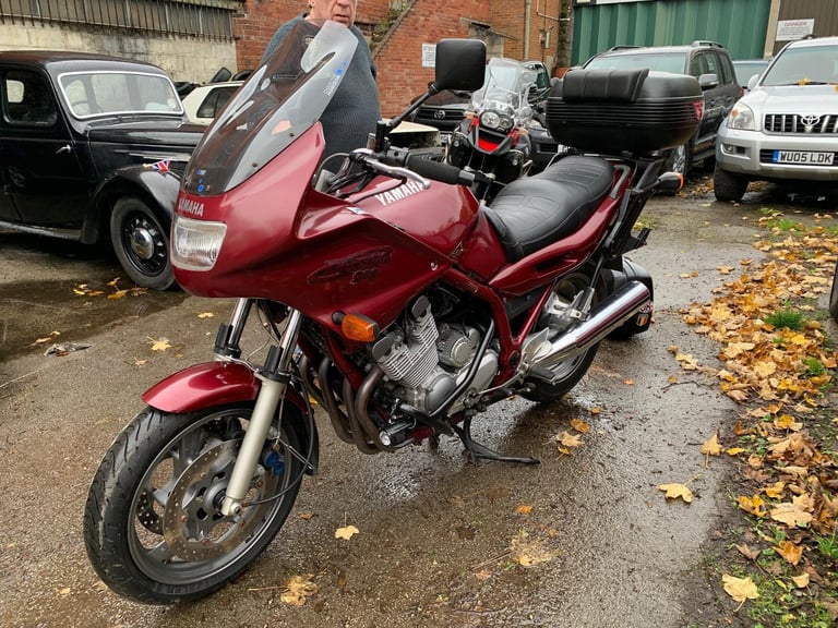 1999 Yamaha XJ900S DIVERSION SHAFT' WITH FULL GIVI LUGGAGE (CLASSIC MOTORCYCLE)