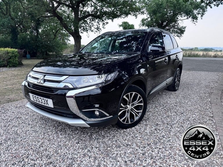 image for 2019 Mitsubishi Outlander 2.2 DI-D 3 TURBO DIESEL 6 SPEED MANUAL 7 SEATER EURO 6  All Terrain Die...