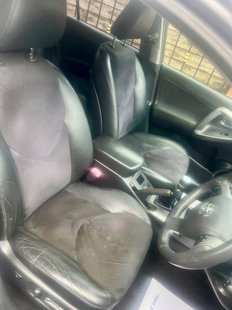 2011 Toyota RAV4 2.2 D-4D XT-R 5dr ESTATE Diesel Manual