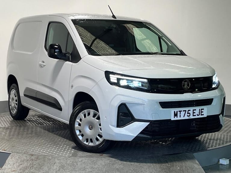 2025 Vauxhall Combo 1.5 Turbo D 2300 Pro Panel Van 5dr Diesel Manual Swb Euro 6 (s/s) (100 Ps) PA...
