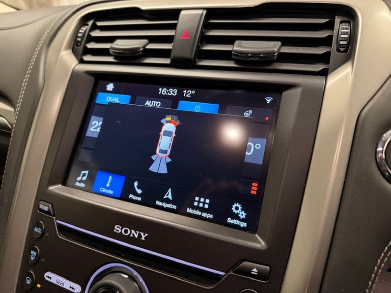 2018 Ford Mondeo 2.0 TDCi Duratorq Vignale Hatchback 5dr Diesel Manual Euro 6 (s/s) (150 ps) Hatc...