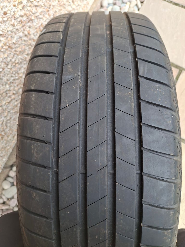 Wheel Rims & Tyres in Excellent Condition