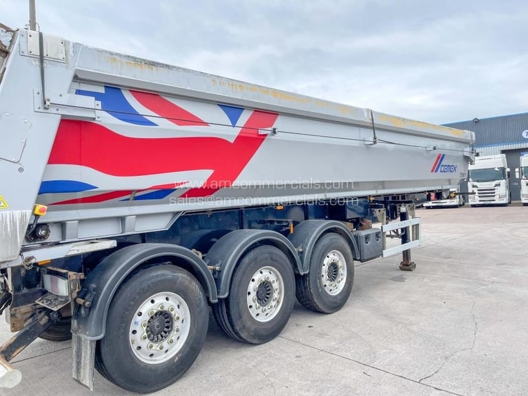 WILCOX BULK TIPPING TRAILER 