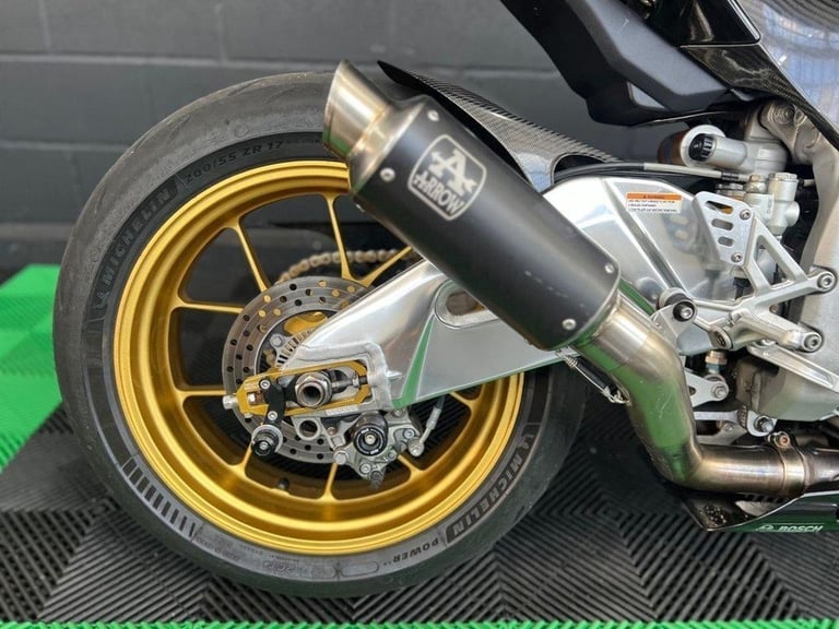 2013 13 APRILIA RSV4 FINANCE SPECIALISTS APPLY NOW