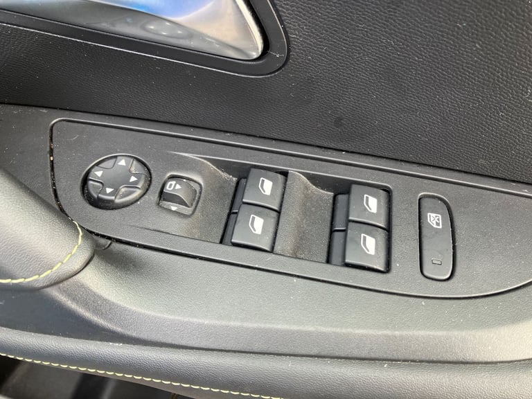 2022 Peugeot 2008 1.2 PureTech 130 GT 5dr Estate PETROL Manual