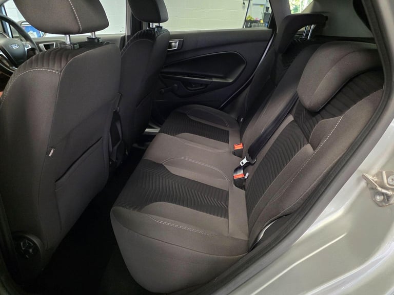  Ford Fiesta 1.6 Titanium Powershift Euro 5 5dr Petrol Automatic