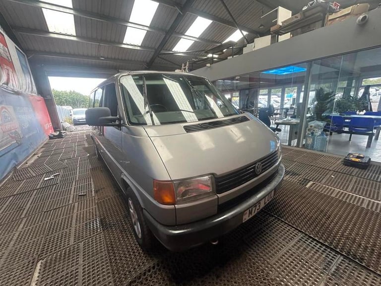image for 1994 Volkswagen Transporter Transporter LWB Panel Van PETROL Manual