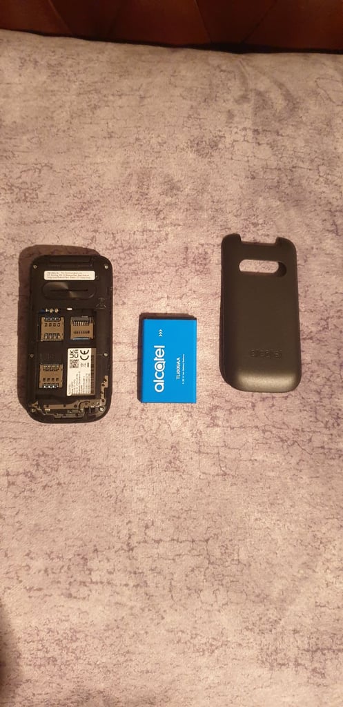 Alcatel mobile flip phone Unlocked 