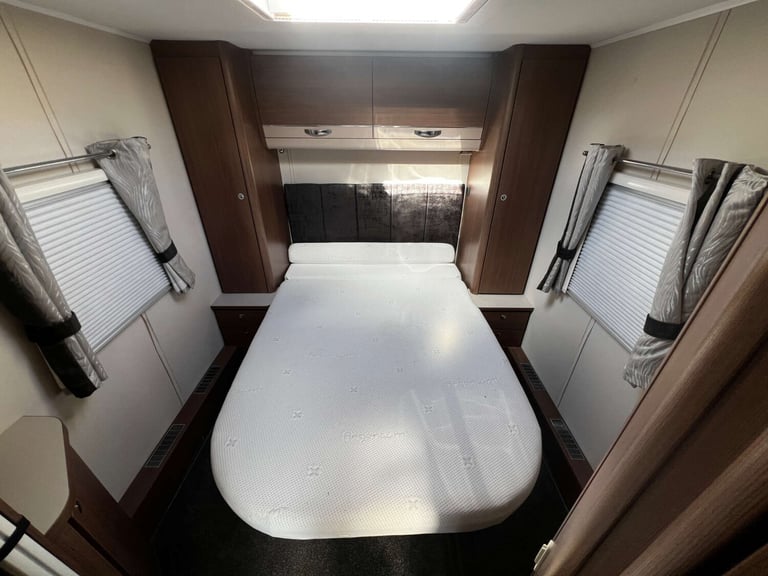 2017 Elddis Affinity 550 Elddis Affinity 550 Caravan with Kampa Awning Unlisted Petrol Automatic