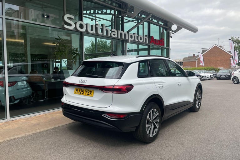 2025 Audi Q6 e-tron 100kWh Performance Sport SUV 5dr Electric Auto (306 ps) ESTATE Electric Autom...