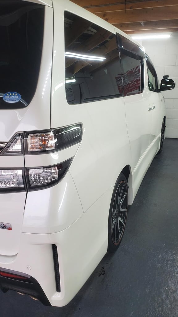 Toyota vellfire GS 2.4 auto japanese import 45k mile 4.5 grade 2014 