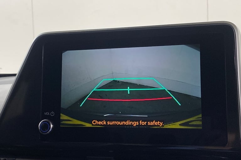 2022 Toyota C-HR 96486 Hatchback Hybrid Automatic