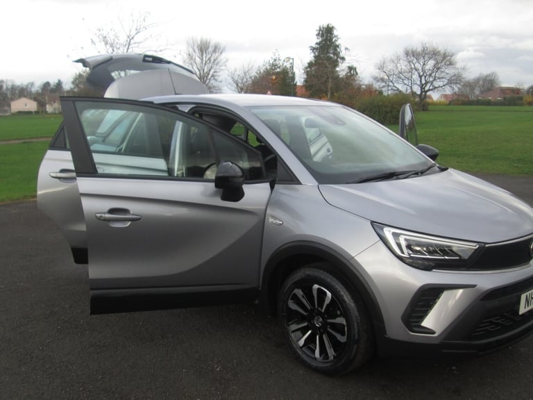2021 Vauxhall Crossland 1.2 SE 5dr HATCHBACK Petrol Manual