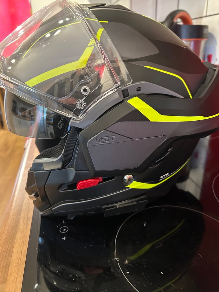 HJC i100 flip helmet with sun visor Large 