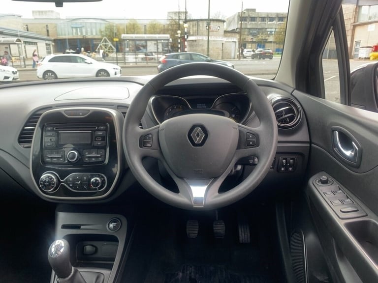 2014 Renault Captur 1.5 EXPRESSIONPLUS CONVENIENCE ENERGYTCE S/S 5d 90 BHP Hatchback Diesel Manual