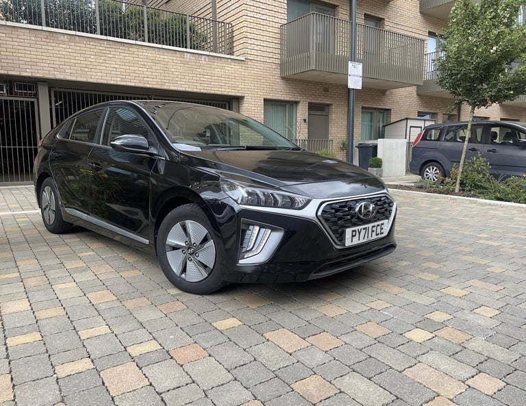 2021 Hyundai IONIQ 1.6 h-GDi Premium DCT Euro 6 (s/s) 5dr HATCHBACK Petrol/Electric Hybrid Automatic