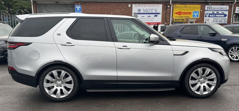 2019 Land Rover Discovery 2.0 SD4 HSE SUV 5dr Diesel Auto 4WD Euro 6 (s/s) (240 ps) ESTATE Diesel...