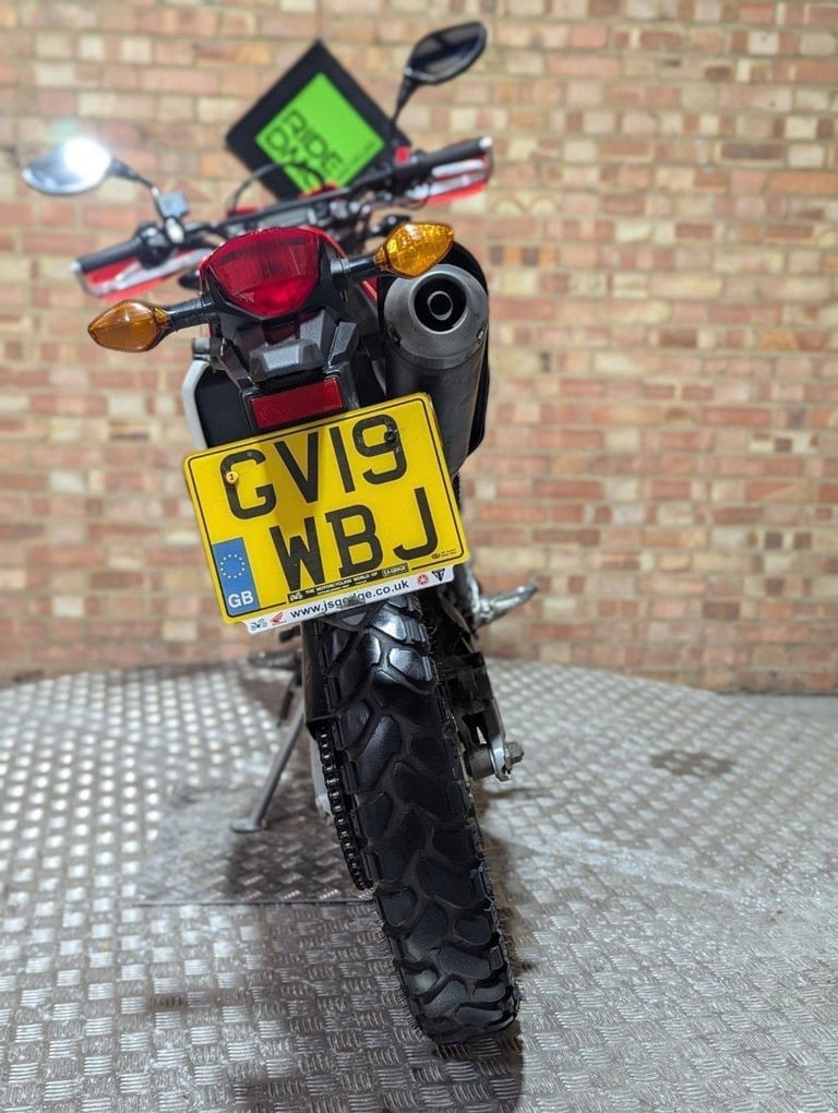 HONDA CRF250L 2019. ROAD LEGAL. WELL MAINTAINED. LOVELY BIKE